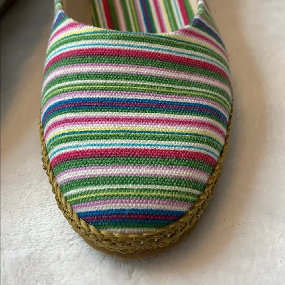 Beacon Multi Colorful Striped Espadrilles Wedges size 8.5 NARROW shoes
